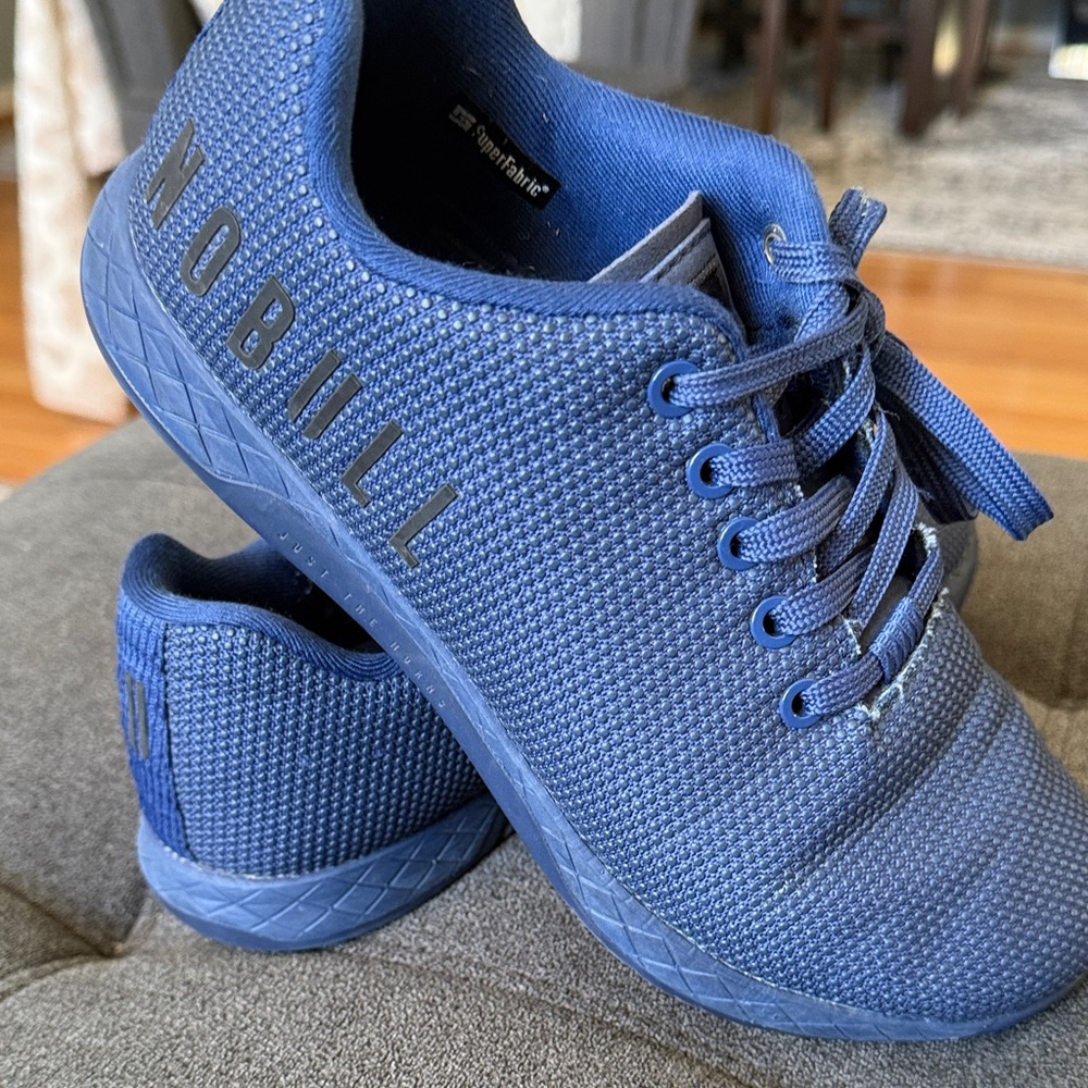 NOBULL sneakers size 8 women Men’s 6.5